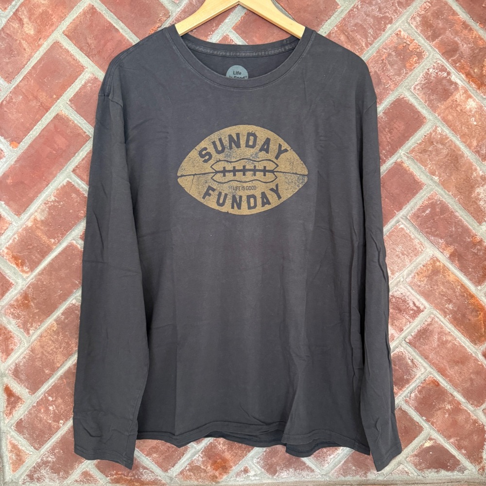 Life is Good Long Sleeve Shirt Mens XL Gray Sunday Funday Football Graphic Tee